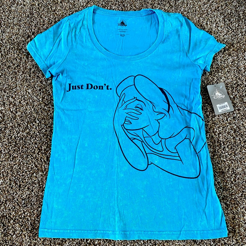 Disney Alice in Wonderland shirt